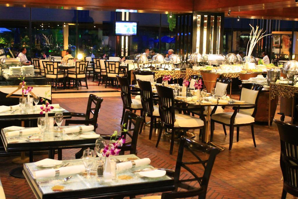 Отель Pan Pacific Sonargaon Дакка Экстерьер фото