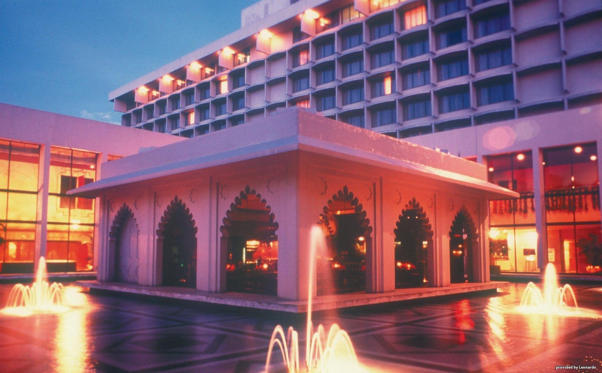 Отель Pan Pacific Sonargaon Дакка Экстерьер фото