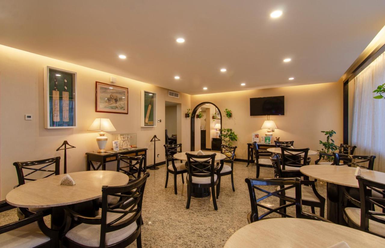 Отель Pan Pacific Sonargaon Дакка Экстерьер фото
