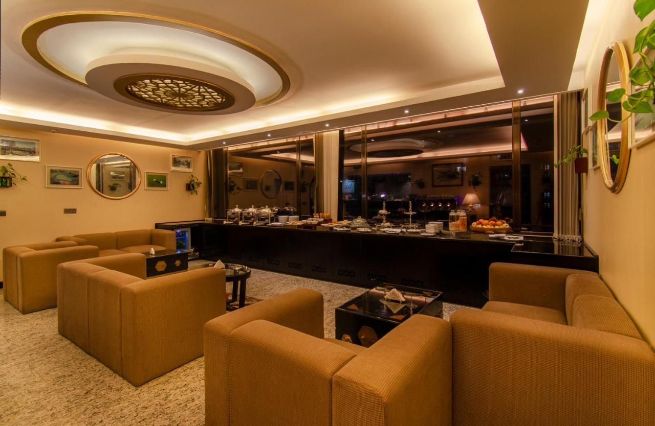 Отель Pan Pacific Sonargaon Дакка Экстерьер фото